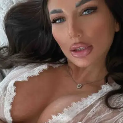 VictoriaJunes Snapshot
